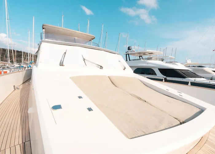 Botel Bona Dea 27m Motoryacht *