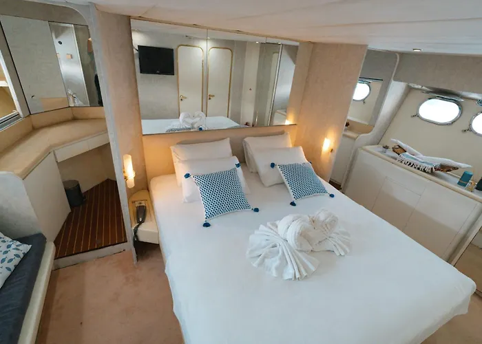 Botel Bona Dea 27m Motoryacht Bodrum